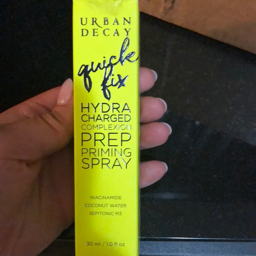 Urban decay quick fix prep spray